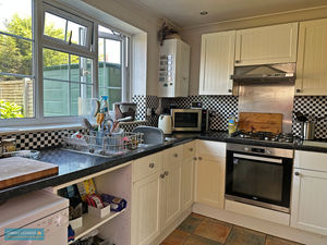 Kitchen- click for photo gallery